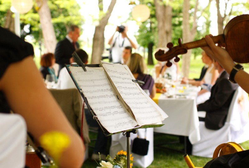 Música para casamento: Confira as clássicas e atuais que não podem